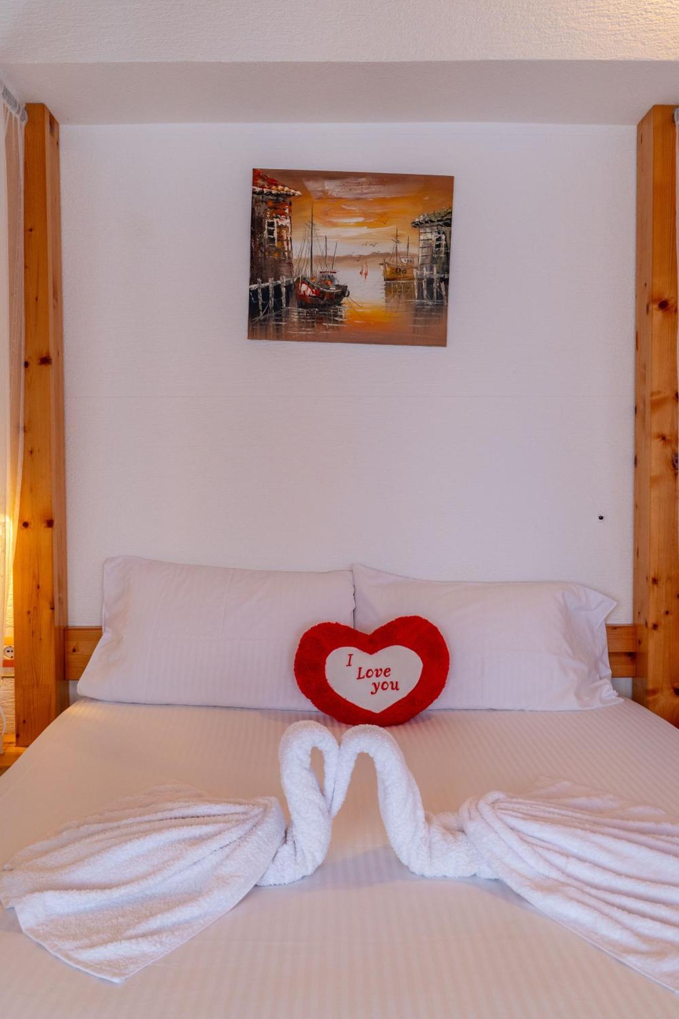 New Salla Aparthotel Ksamil